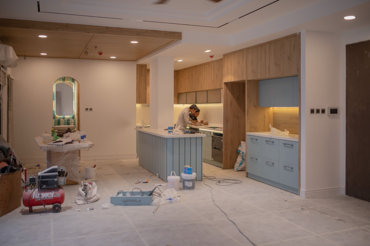 Prostor u fazi renovacije sa pripremljenim radovima